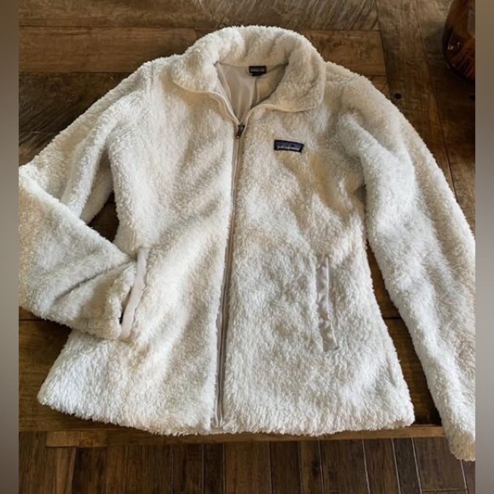 Patagonia Los Gatos Sherpa Jacket.